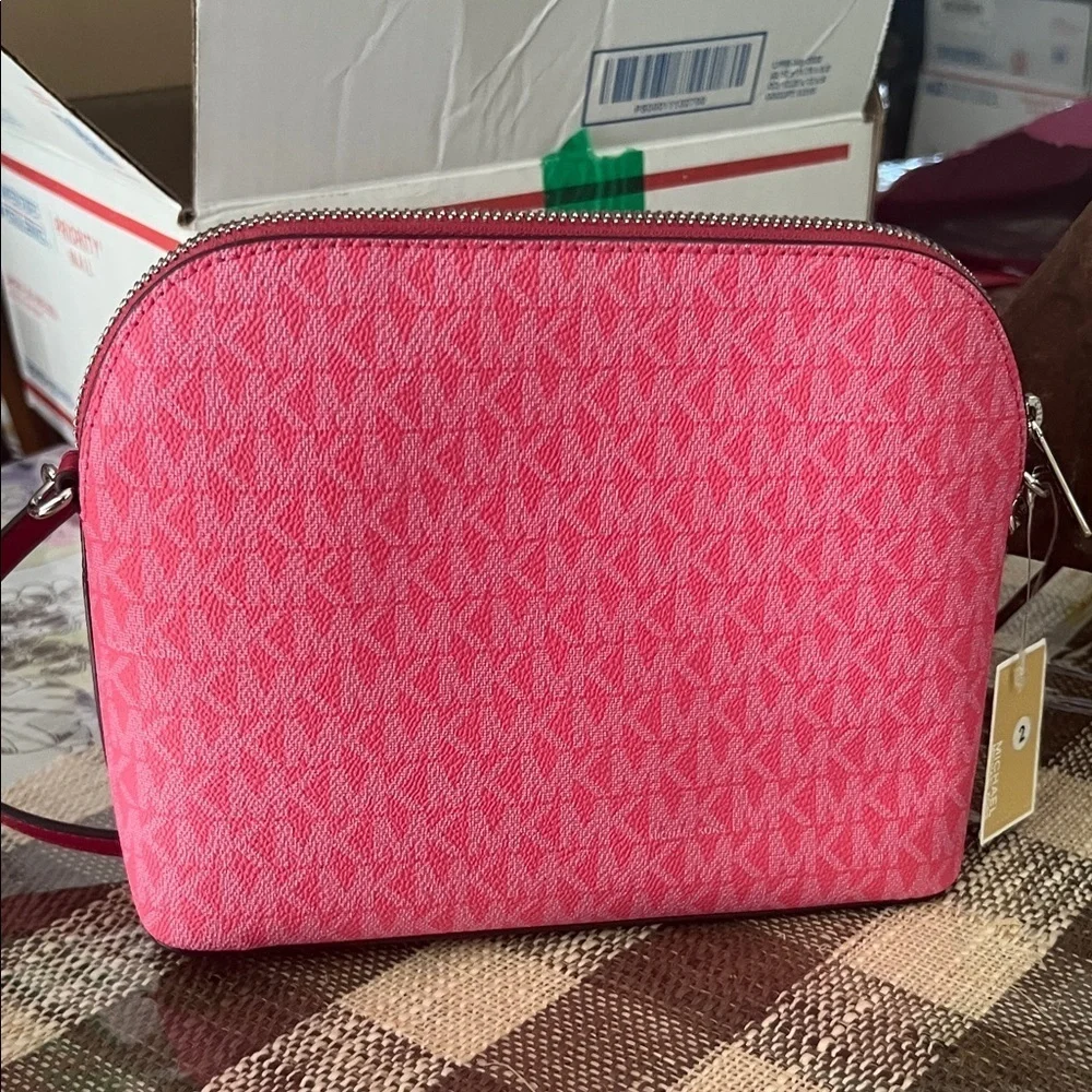 Michael Kors Pink and White Jet Set Crossbody Bag